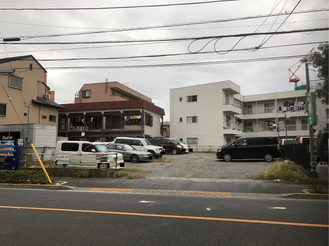 江戸川区南葛西２丁目　月極駐車場